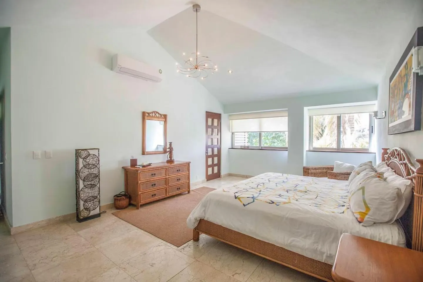 Oceanfront Villa - Private Beach At The Hotel Zone Cancún